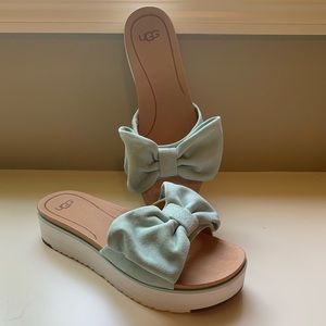 Ugg Joan II Sandals w/Mint Green Bows NWOT